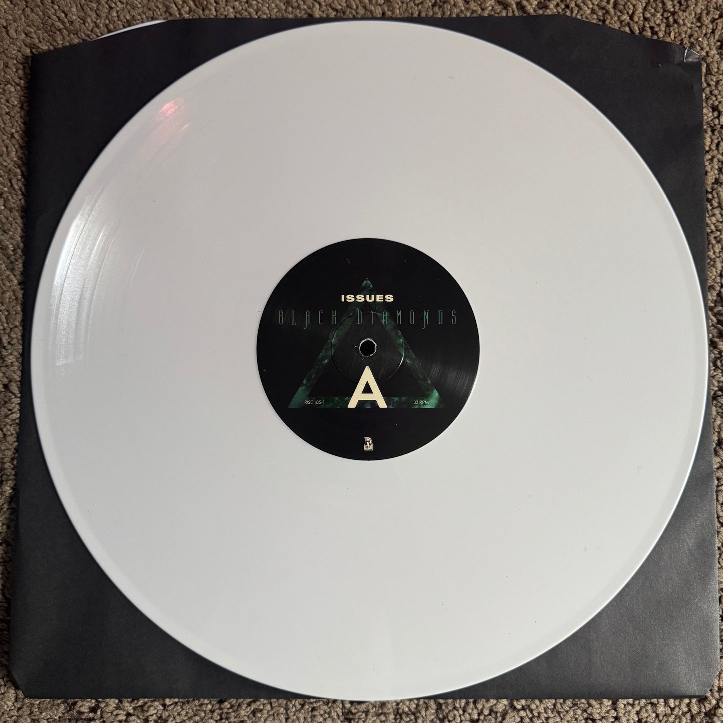 ISSUES - BLACK DIAMONDS
