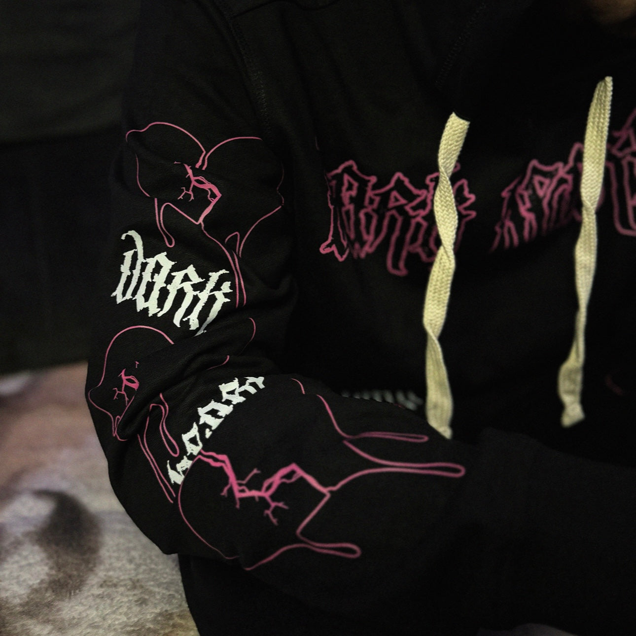 DARK HEART PULLOVER HOODIE