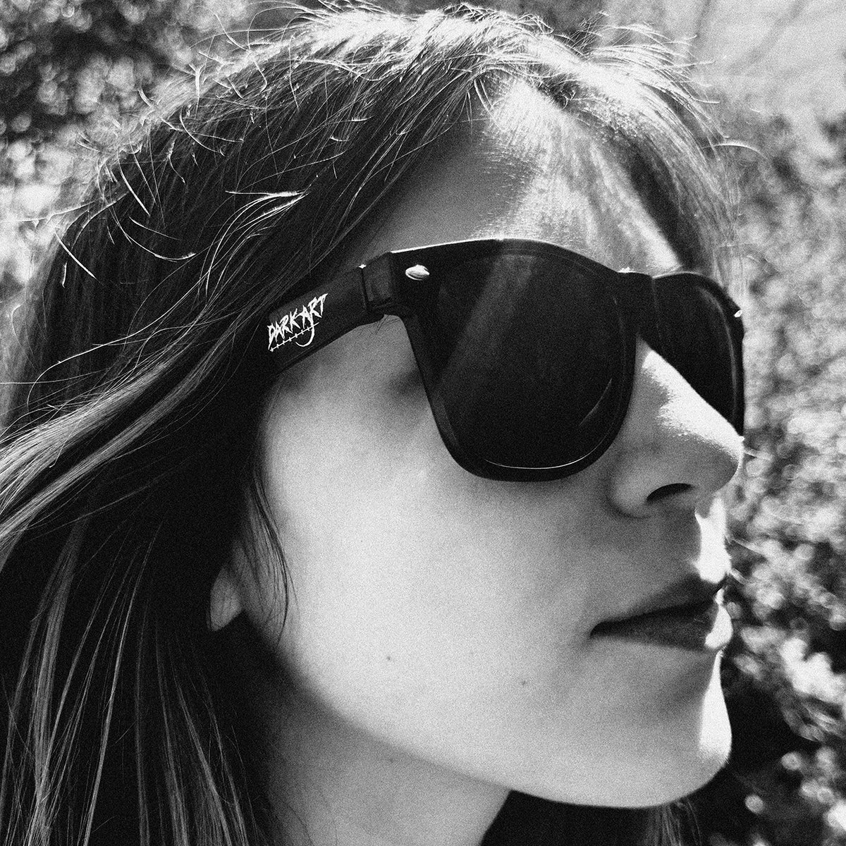LOGO SUNGLASSES (BLACK)