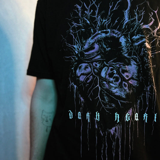 DARK HEART TEE