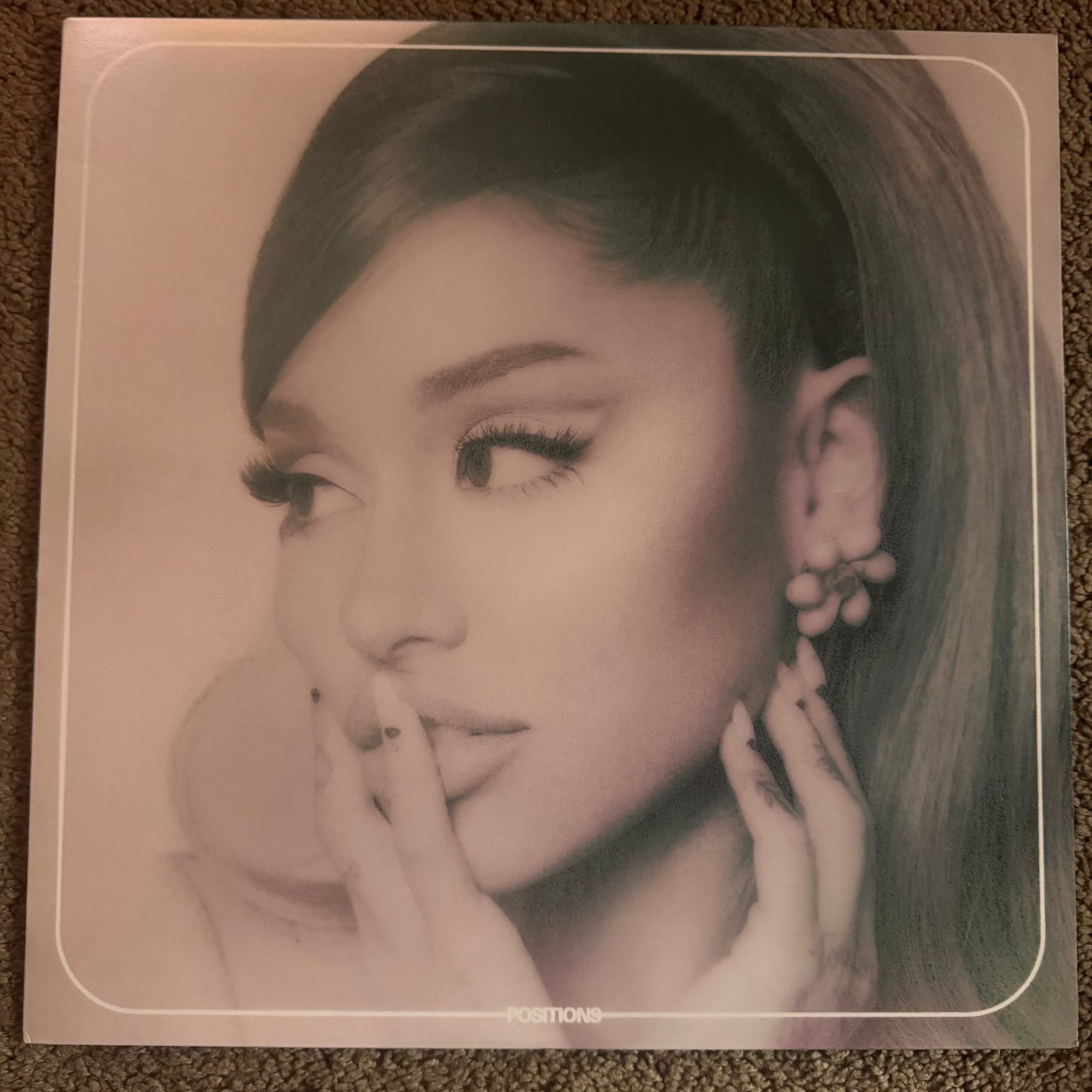 ARIANA GRANDE - POSITIONS