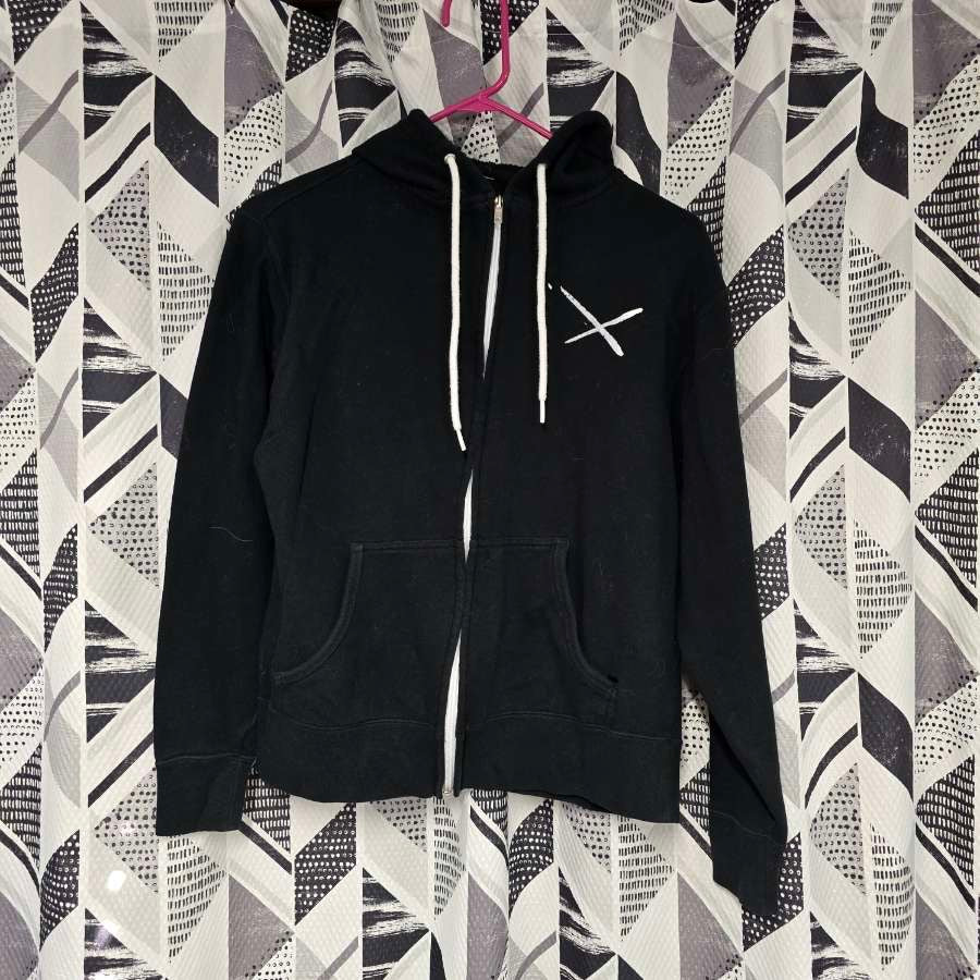 PLAGUE ZIP UP HOODIE (SMALL)